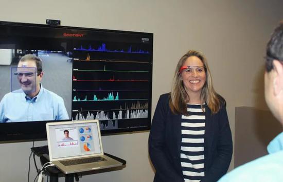 10年卖下28家AI公司 苹果的AI吸星大法！