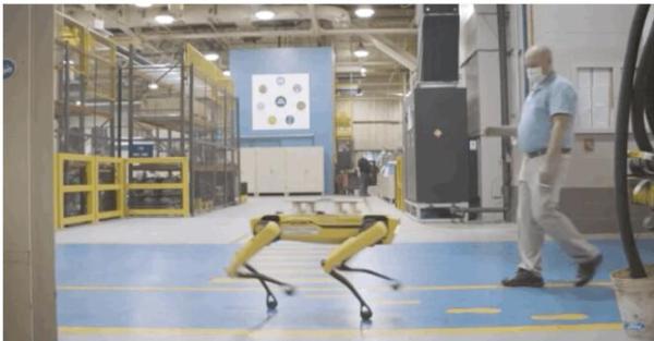 攻城狮职位危险：波士顿动力机器狗去福特当工程师了！