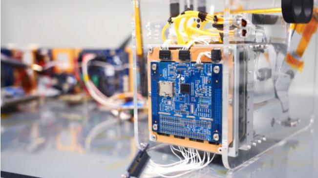 欧洲航天局发射首个AI卫星，用AI芯片+算法过滤云层图像