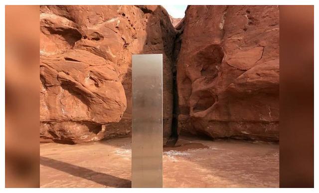 随后在波兰美国加州,澳大利亚等多个地方依次出现了神秘金属柱