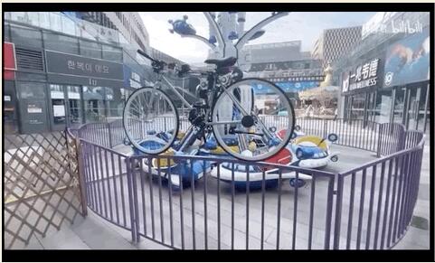 天才少年打造无人驾驶「自行车」，网友：特斯拉看了都流泪